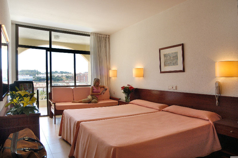 Hotel Evenia Olympic Garden Lloret de Mar Zimmer foto